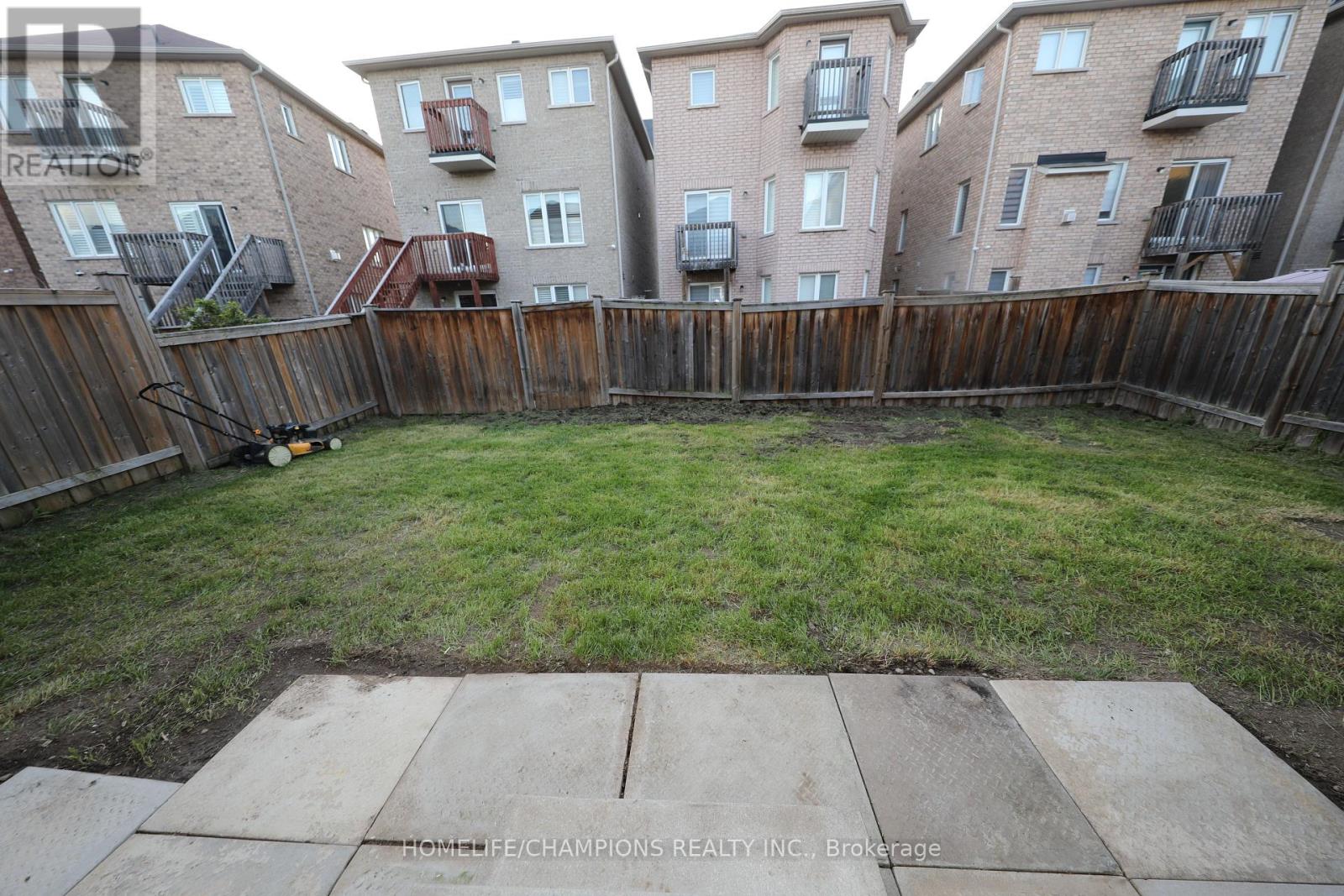 1524 Bruny Avenue, Pickering, Ontario  L1X 0C6 - Photo 18 - E13217462