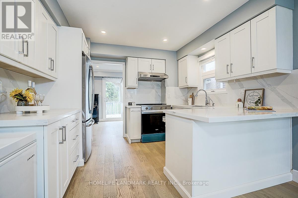 431 Port Royal Trail, Toronto, Ontario  M1V 4R2 - Photo 10 - E13217480