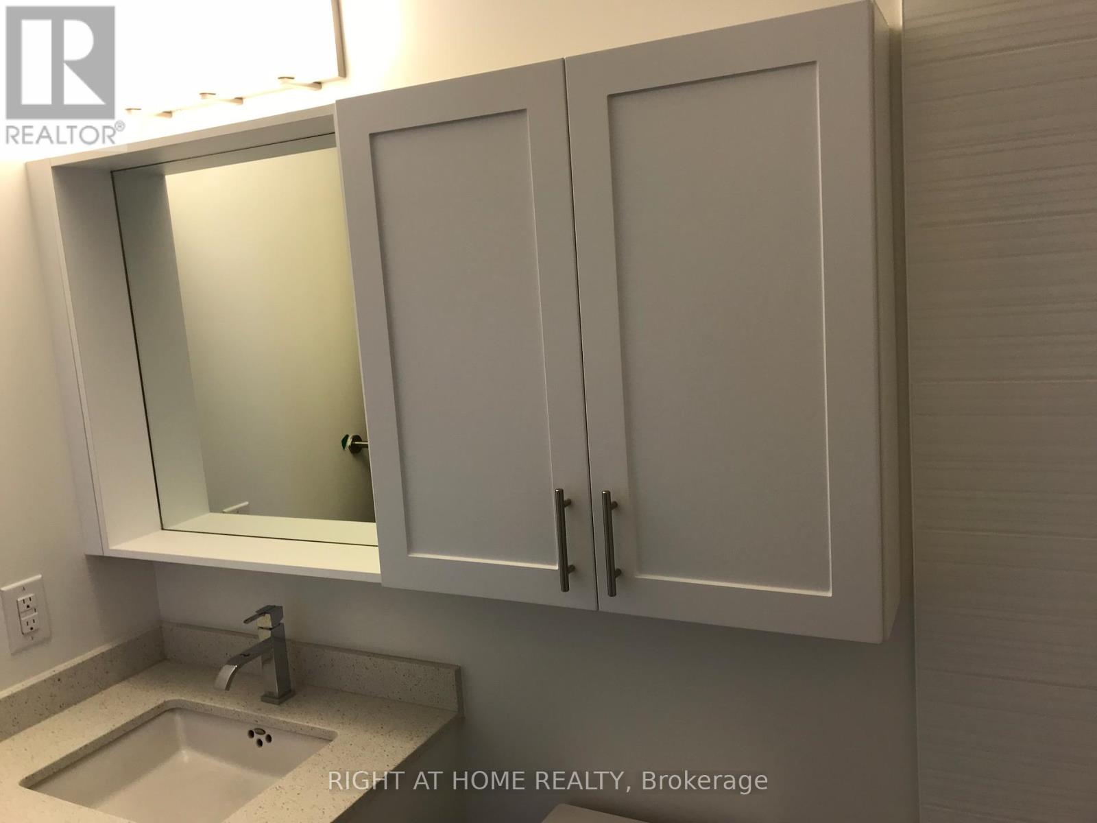 2909 - 3700 Highway 7, Vaughan, Ontario  L4L 1A6 - Photo 10 - N13217482