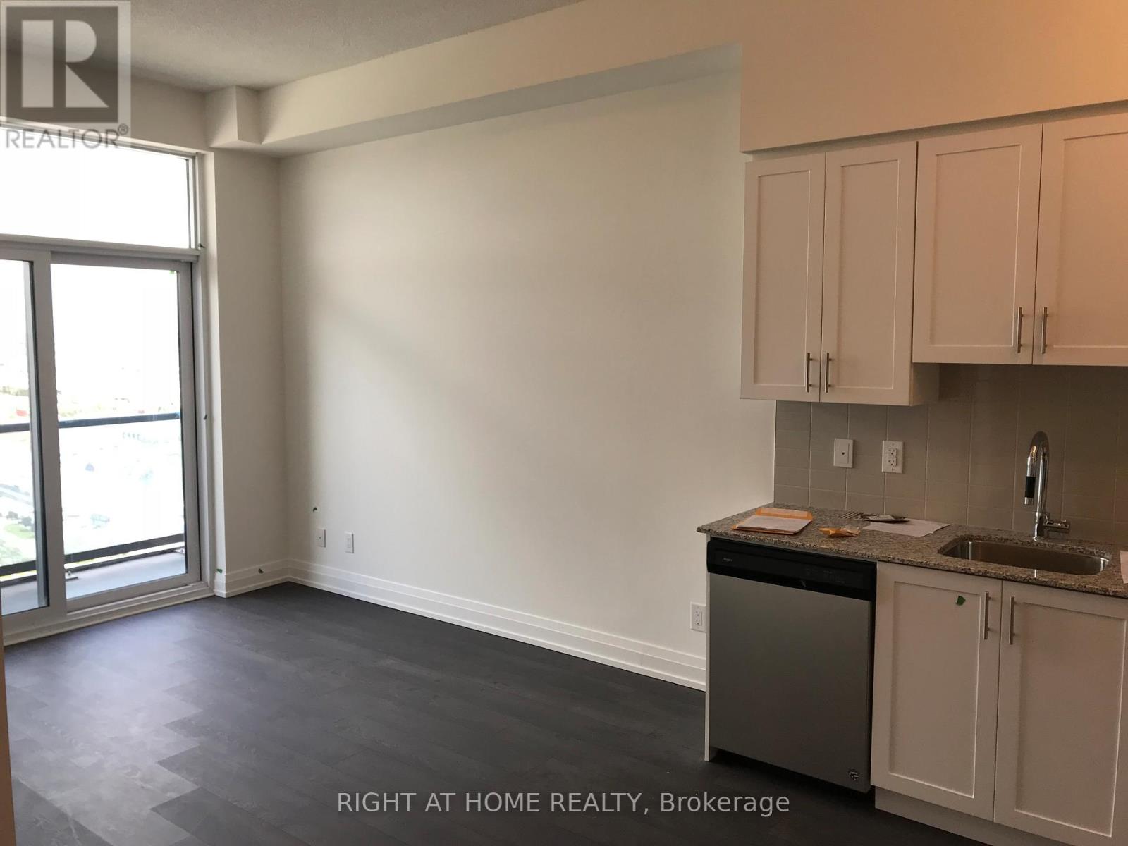 2909 - 3700 Highway 7, Vaughan, Ontario  L4L 1A6 - Photo 2 - N13217482