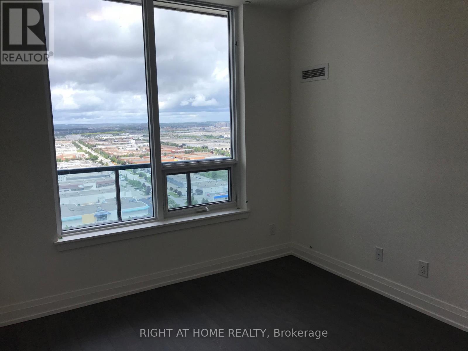 2909 - 3700 Highway 7, Vaughan, Ontario  L4L 1A6 - Photo 8 - N13217482