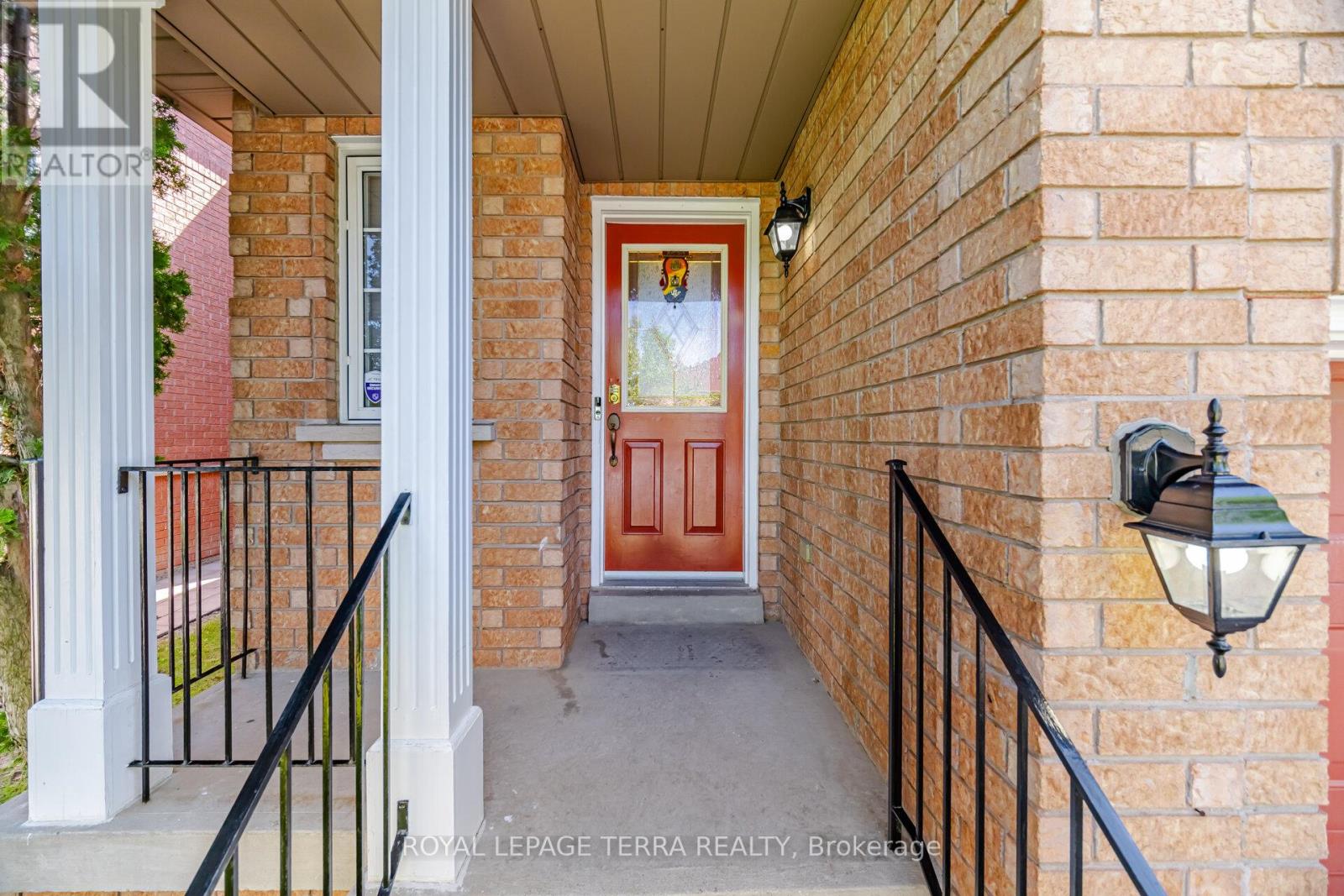 6262 Miriam Way, Mississauga, Ontario  L5N 7V5 - Photo 5 - W13217454