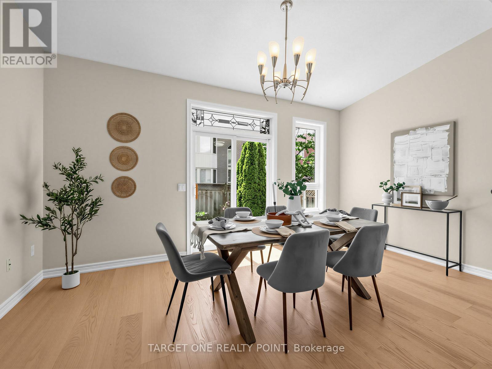 5634 Watersfield Avenue, Mississauga, Ontario  L5M 7G1 - Photo 11 - W13217458
