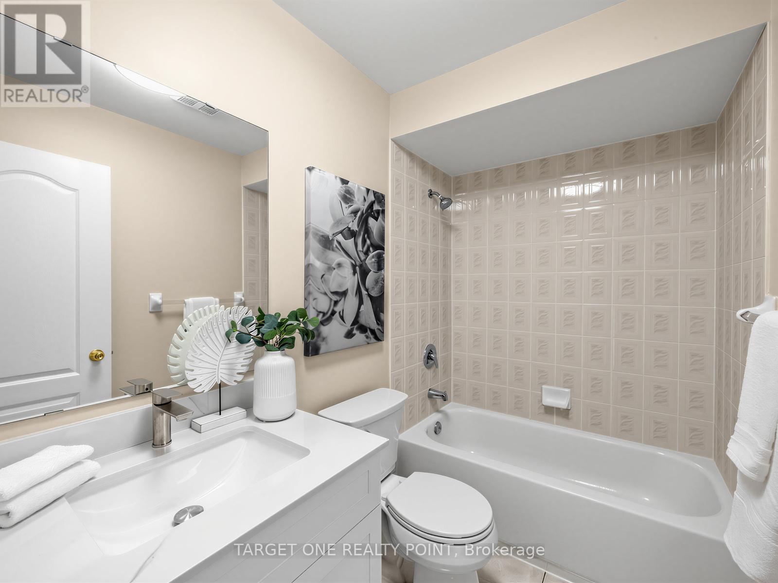 5634 Watersfield Avenue, Mississauga, Ontario  L5M 7G1 - Photo 25 - W13217458