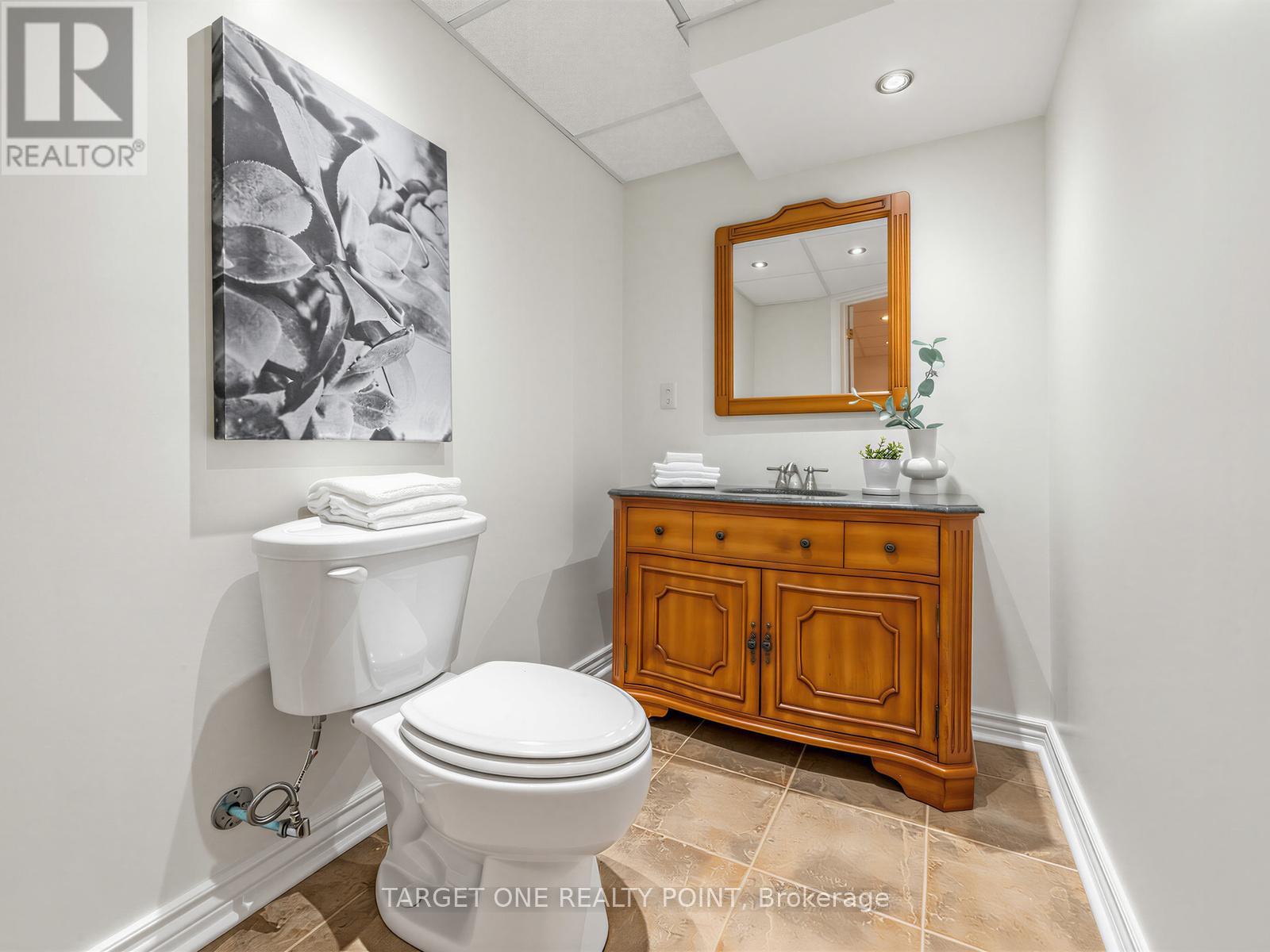 5634 Watersfield Avenue, Mississauga, Ontario  L5M 7G1 - Photo 31 - W13217458