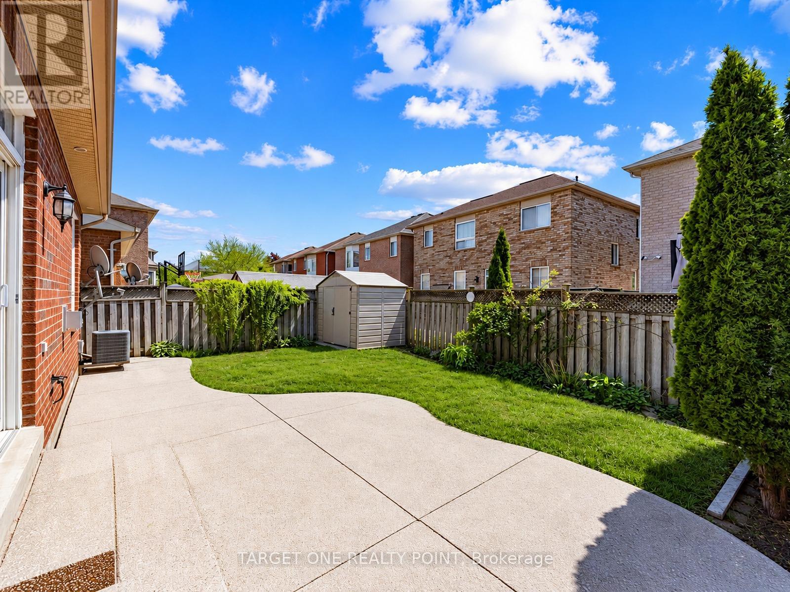 5634 Watersfield Avenue, Mississauga, Ontario  L5M 7G1 - Photo 33 - W13217458