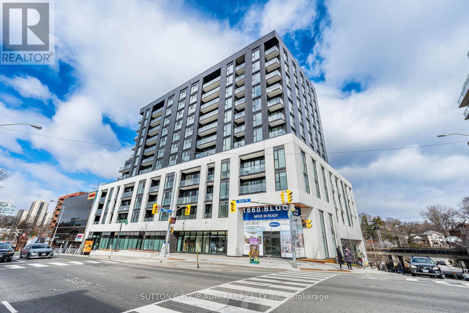 803 - 1660 BLOOR STREET W, Toronto, Ontario