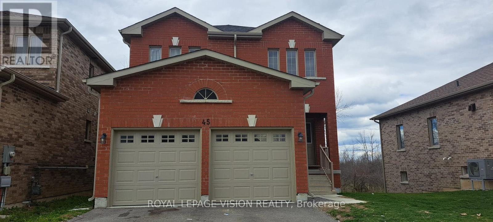 45 CAREW BOULEVARD, Kawartha Lakes, Ontario