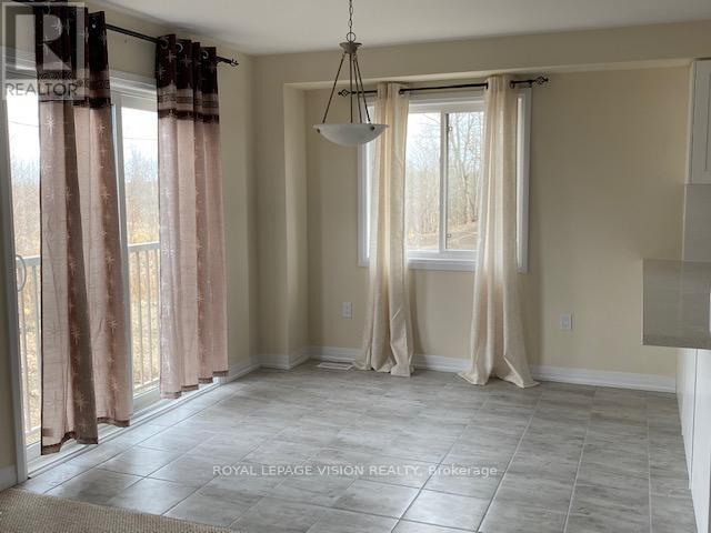 45 Carew Boulevard, Kawartha Lakes, Ontario  K9V 0P7 - Photo 4 - X13217466