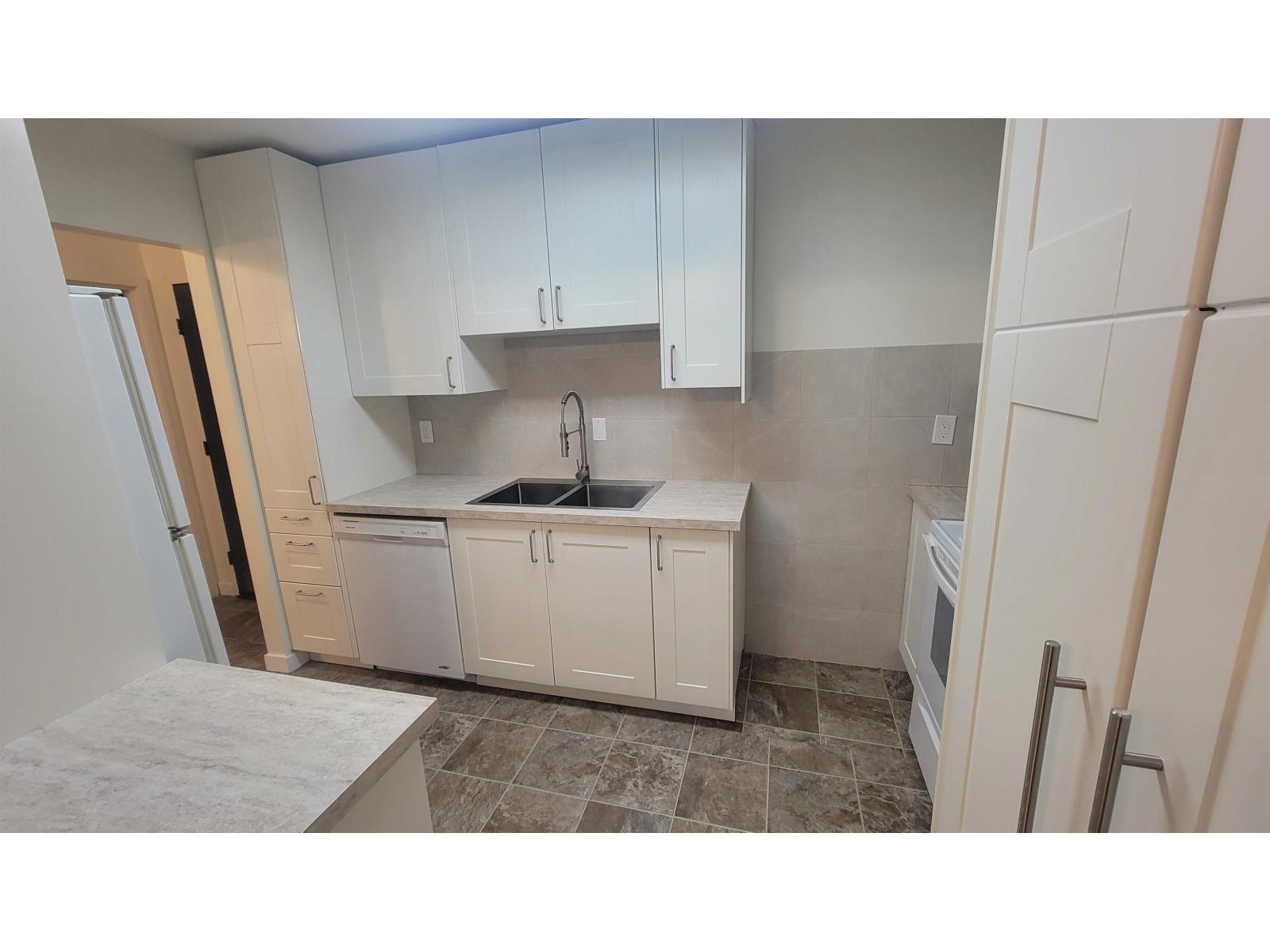 108 33400 Bourquin Place, Abbotsford, British Columbia  V2S 5G3 - Photo 6 - R3102064