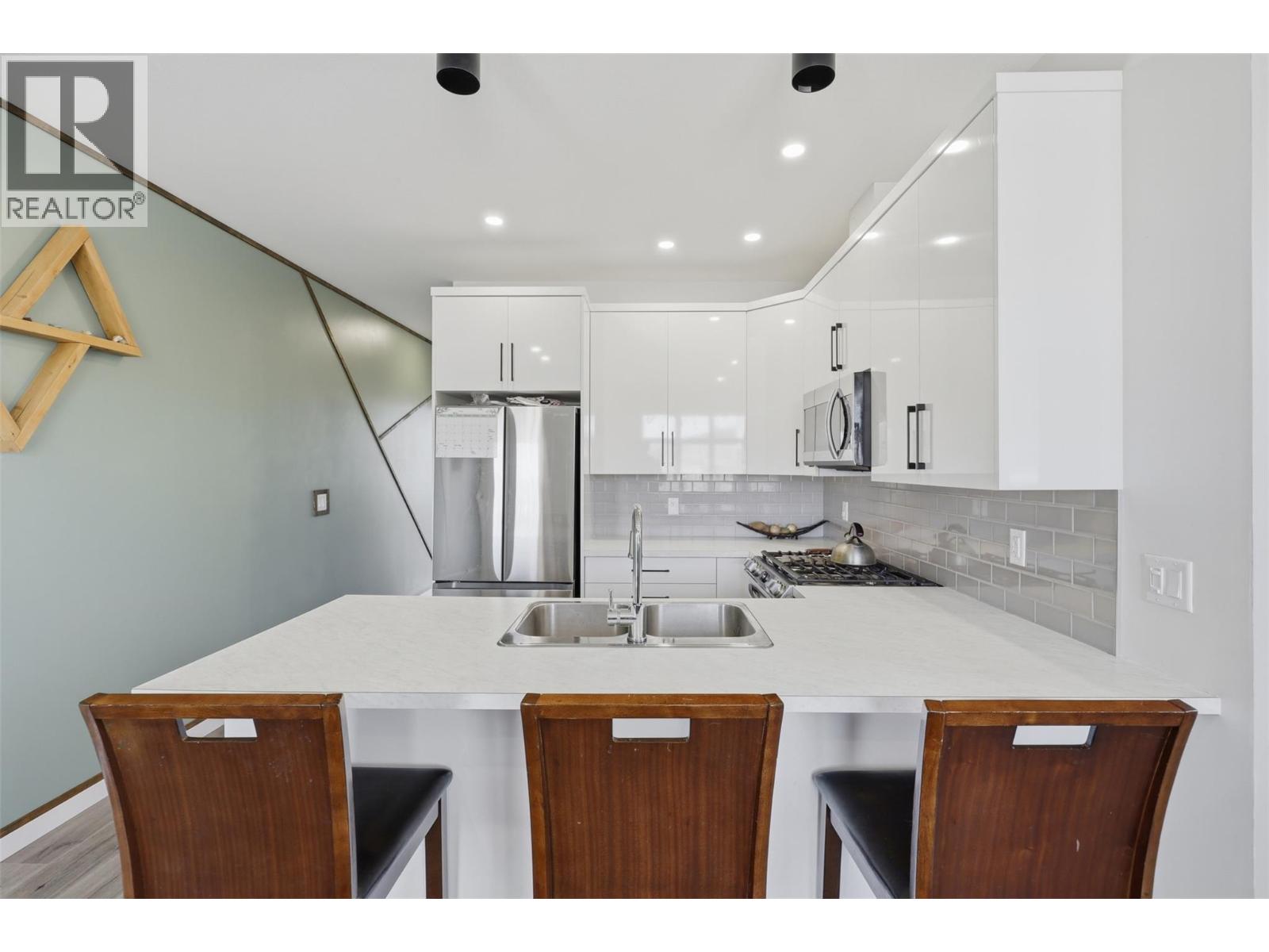 1701 Foxtail Drive Unit# 121, Kamloops, British Columbia  V1S 0B1 - Photo 15 - 10389393