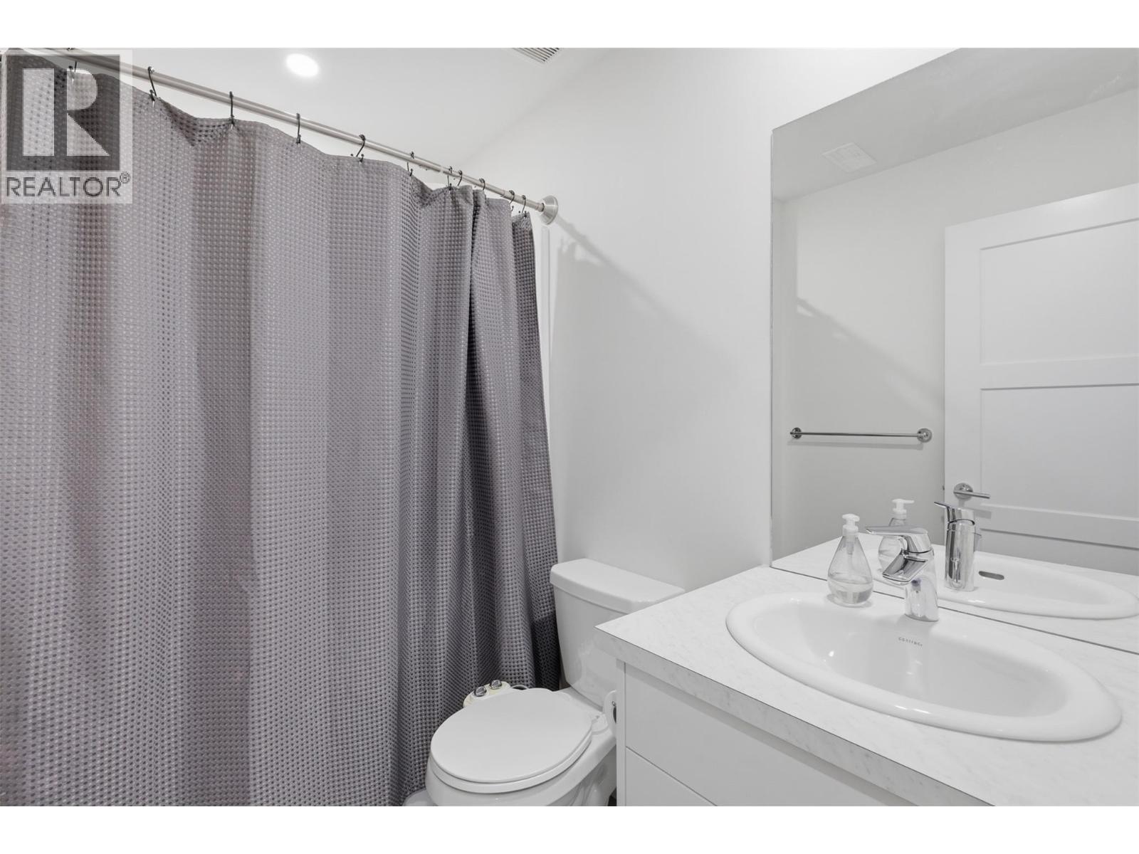 1701 Foxtail Drive Unit# 121, Kamloops, British Columbia  V1S 0B1 - Photo 33 - 10389393
