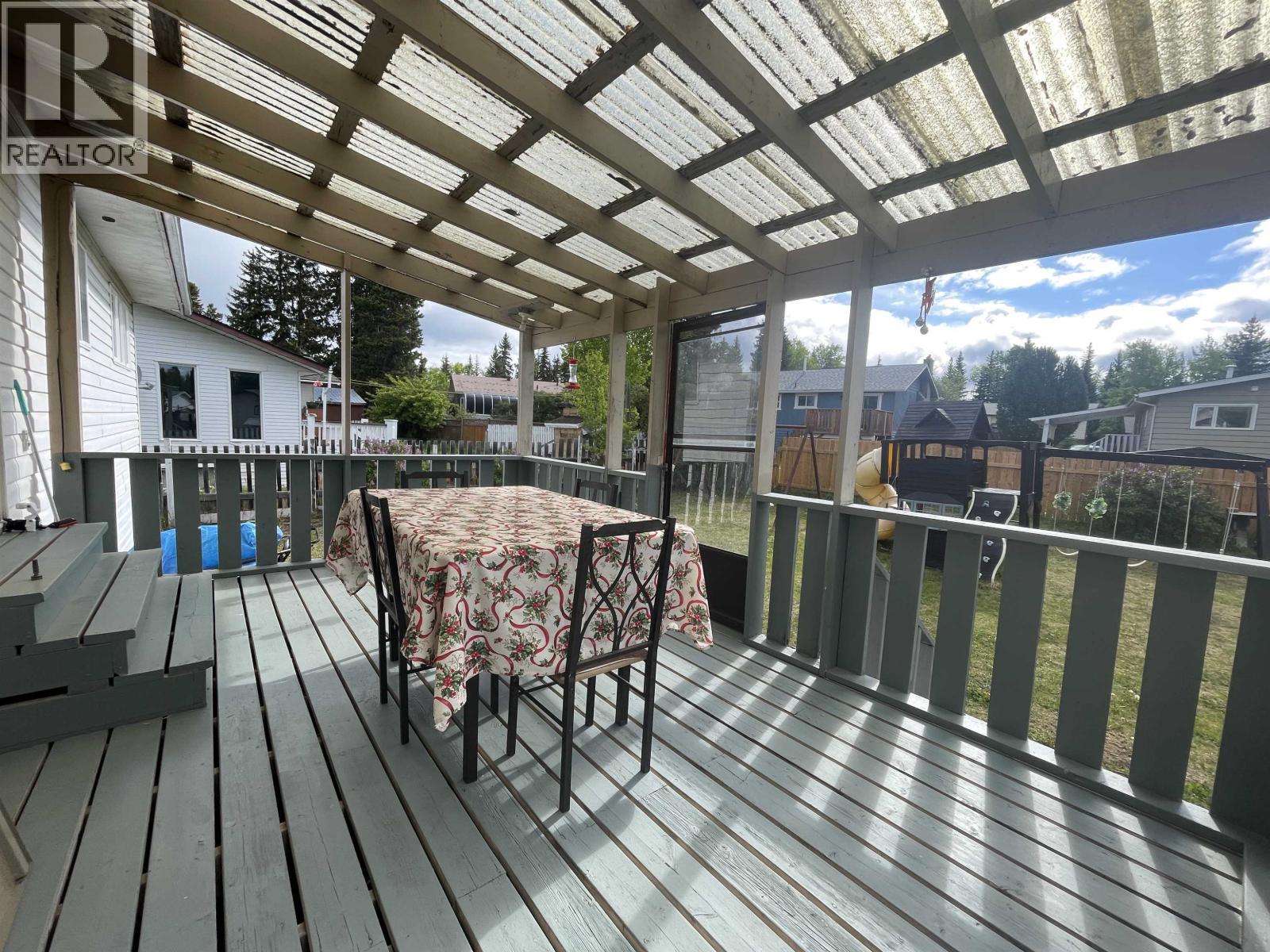 3360 Gillespie Road, Houston, British Columbia  V0J 1Z1 - Photo 10 - R3128520