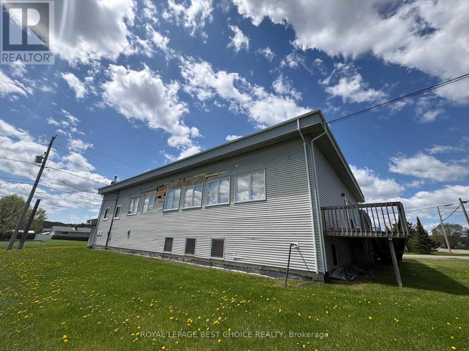 379 Lake View Avenue, Temiskaming Shores, Ontario  P0J 1R0 - Photo 3 - T12911244