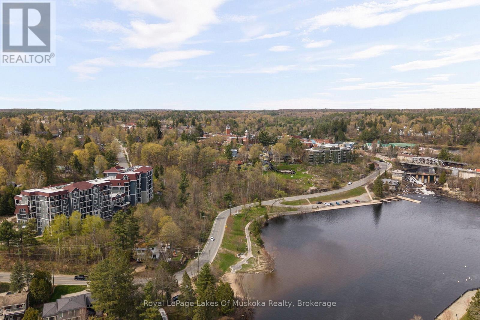 103 - 10 Kimberley Avenue, Bracebridge, Ontario  P1L 0A4 - Photo 2 - X13126588