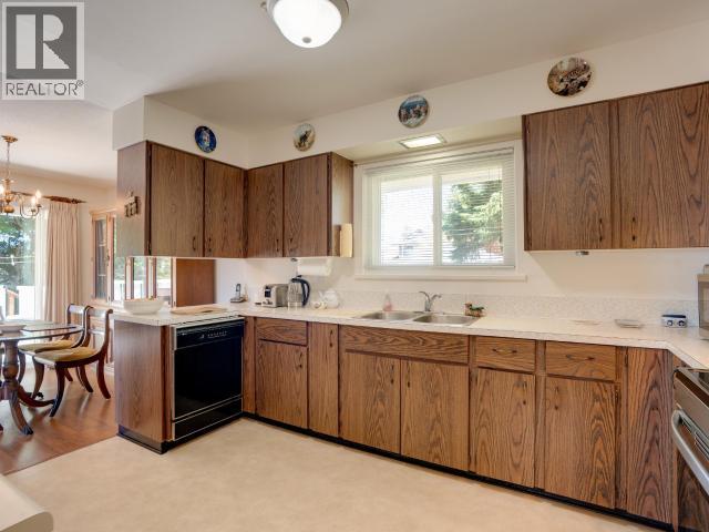 7117 Tahsis Street, Powell River, British Columbia   - Photo 17 - 19912