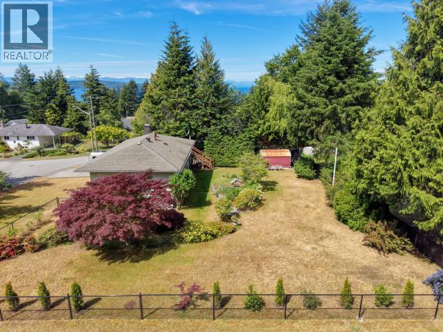 7117 Tahsis Street, Powell River, British Columbia   - Photo 2 - 19912