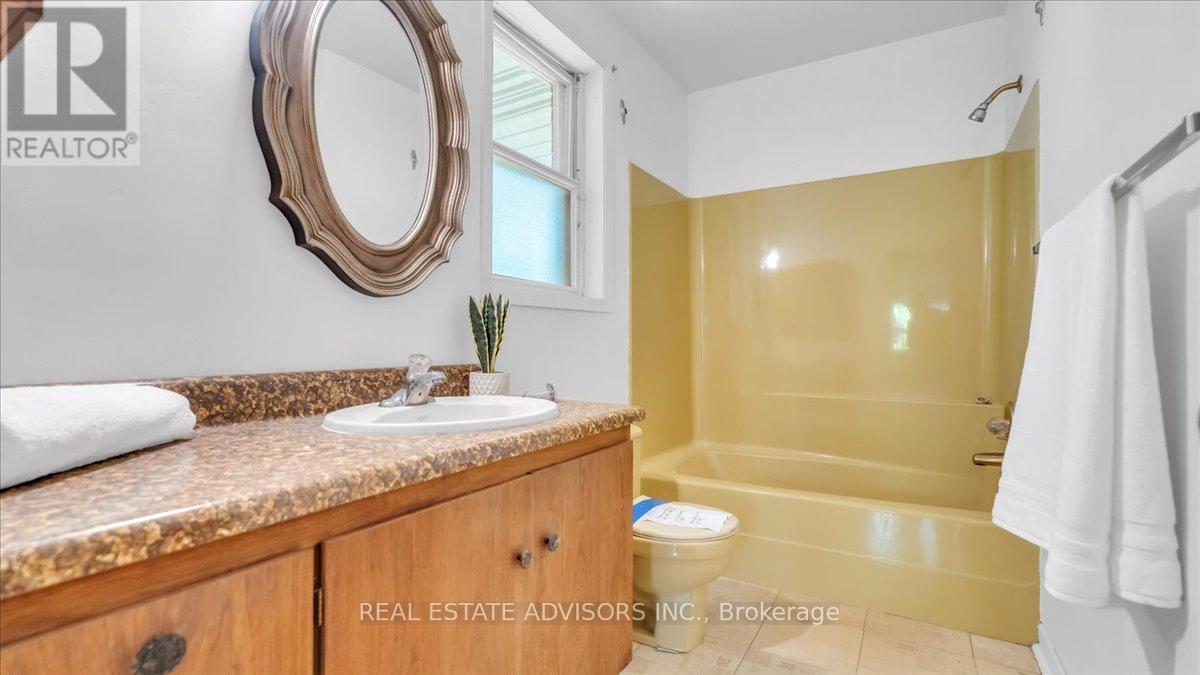 76 Johnson Street, Markham, Ontario  L3T 2P1 - Photo 17 - N13212120
