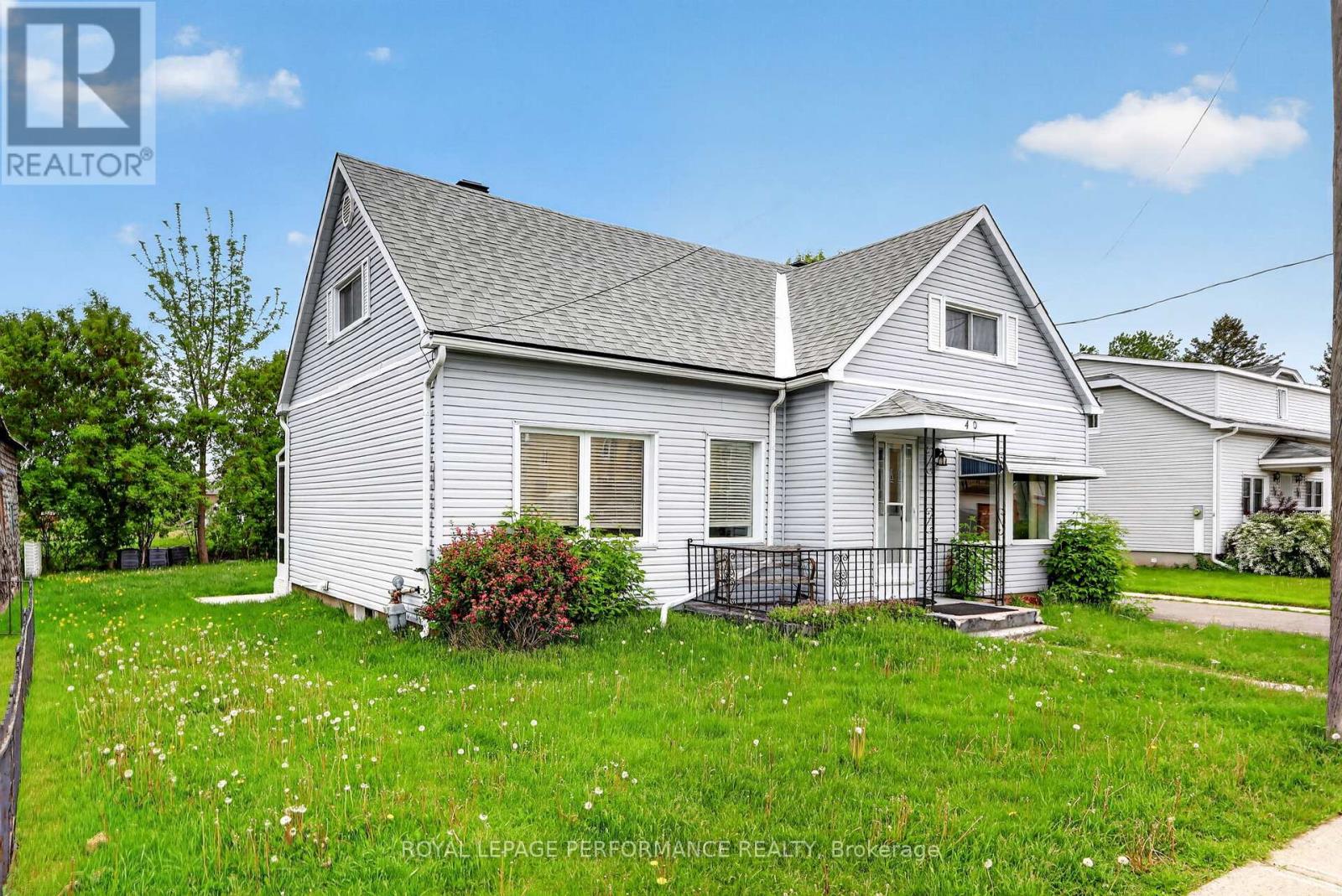 40 Forget Street, Russell, Ontario  K0A 1W0 - Photo 2 - X13217548
