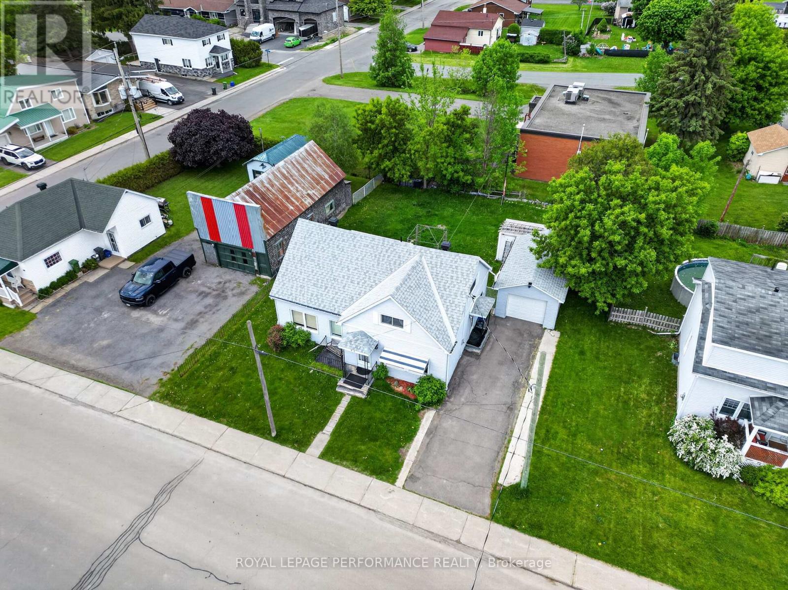 40 Forget Street, Russell, Ontario  K0A 1W0 - Photo 33 - X13217548