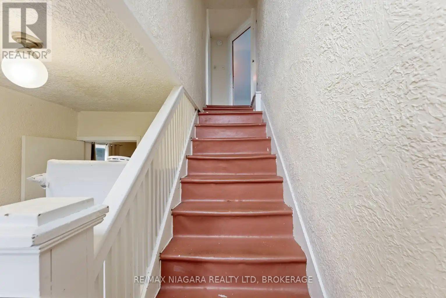 5719 Temperance Avenue E, Niagara Falls, Ontario  L2G 4A6 - Photo 11 - X13217556