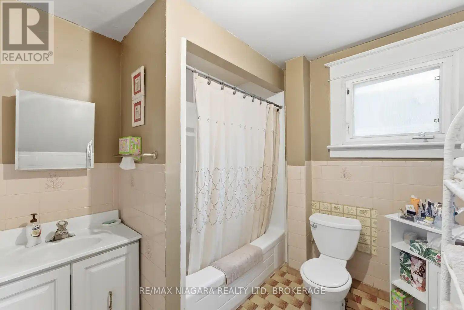 5719 Temperance Avenue E, Niagara Falls, Ontario  L2G 4A6 - Photo 21 - X13217556