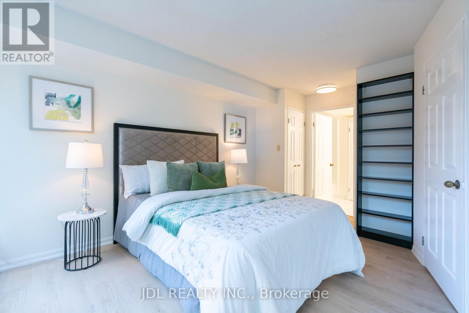 407 - 24 Wellesley Street W, Toronto, Ontario  M4Y 2X6 - Photo 31 - C13217536
