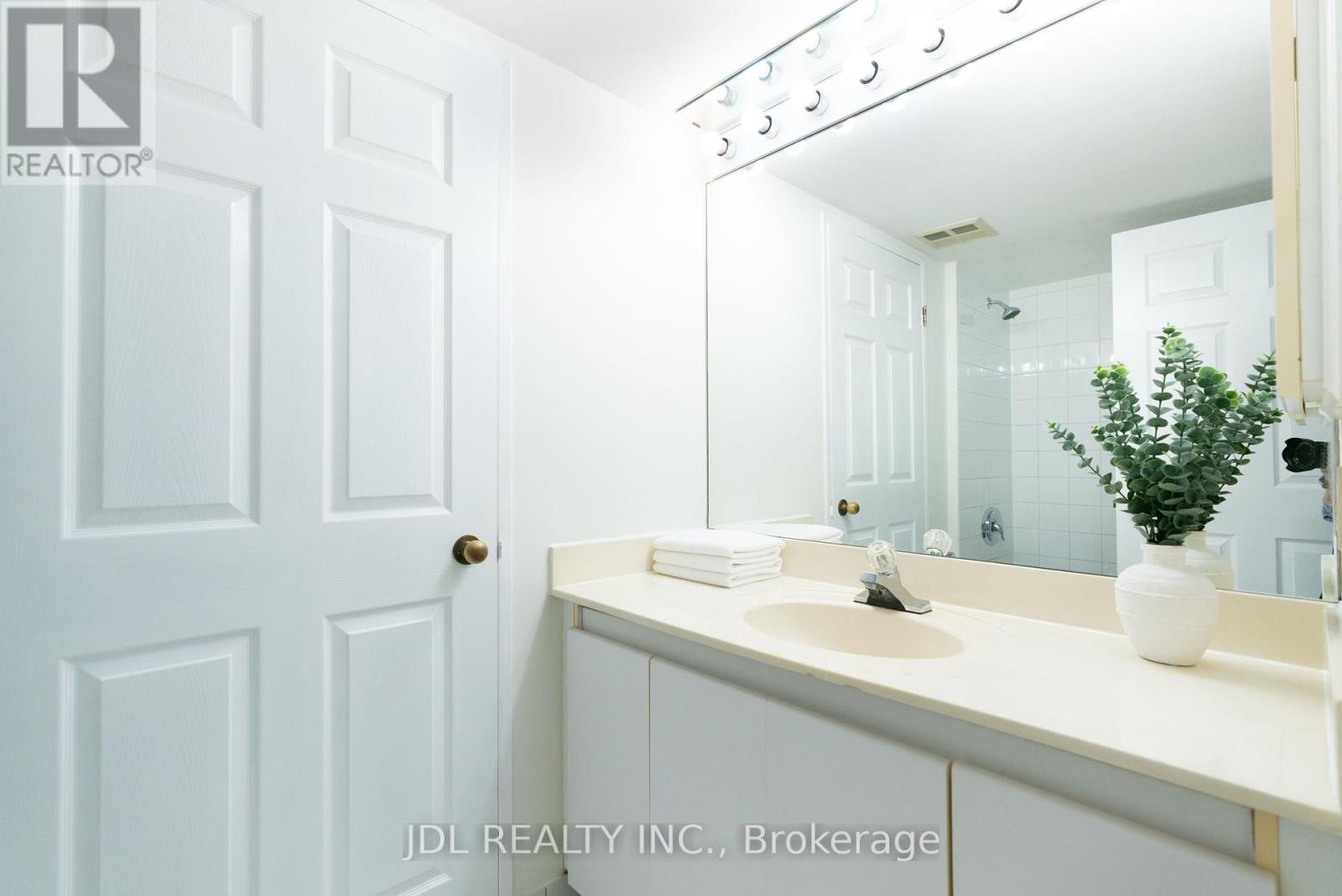 407 - 24 Wellesley Street W, Toronto, Ontario  M4Y 2X6 - Photo 36 - C13217536