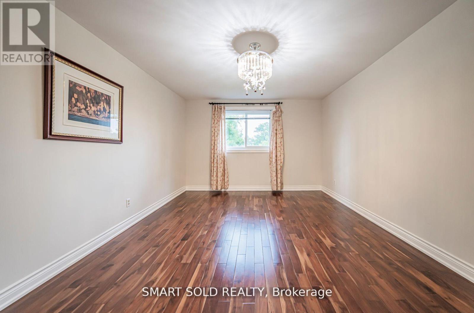 120 Abbeywood Trail, Toronto, Ontario  M3B 3B5 - Photo 17 - C13217552