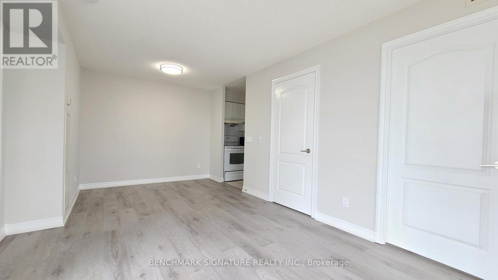 902 - 60 Town Centre Court, Toronto, Ontario  M1P 0B1 - Photo 14 - E13217502