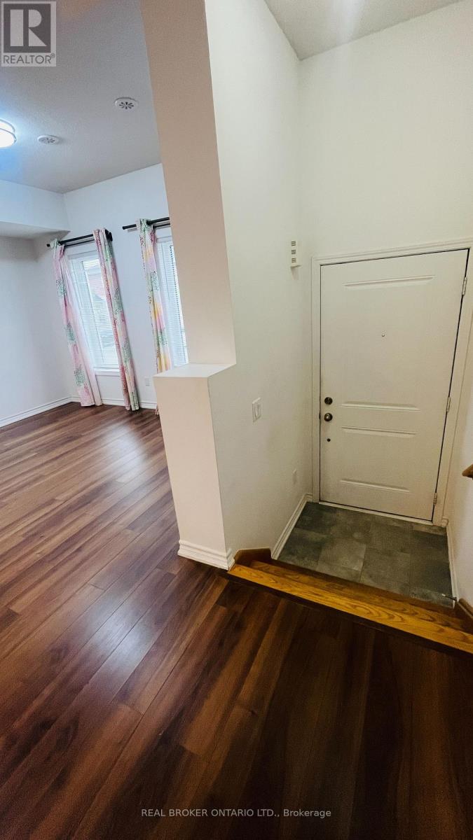 5 - 1040 Elton Way, Whitby, Ontario  L1N 2K2 - Photo 3 - E13217510