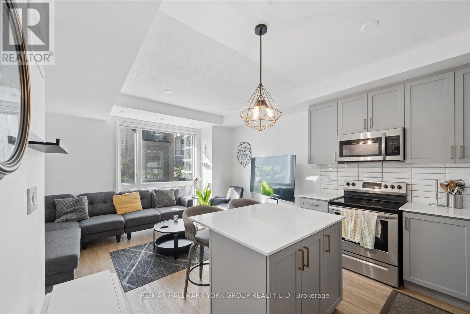 16 - 24 Fieldway Road, Toronto, Ontario  M8Z 0E3 - Photo 8 - W13217490