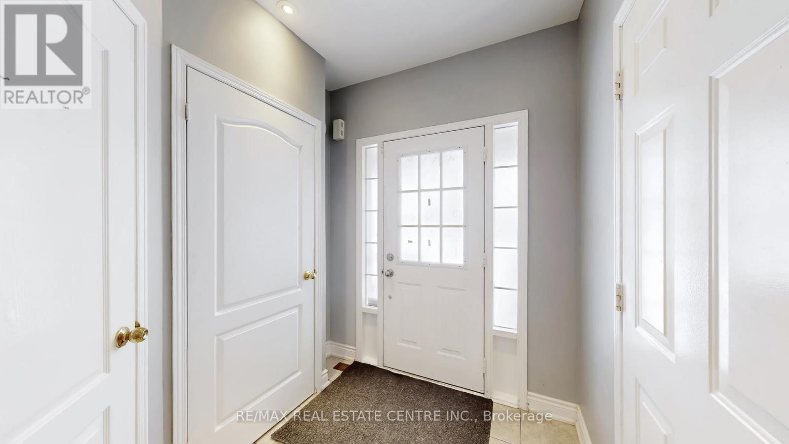 3941 Stardust Drive, Mississauga, Ontario  L5M 8A4 - Photo 23 - W13217518