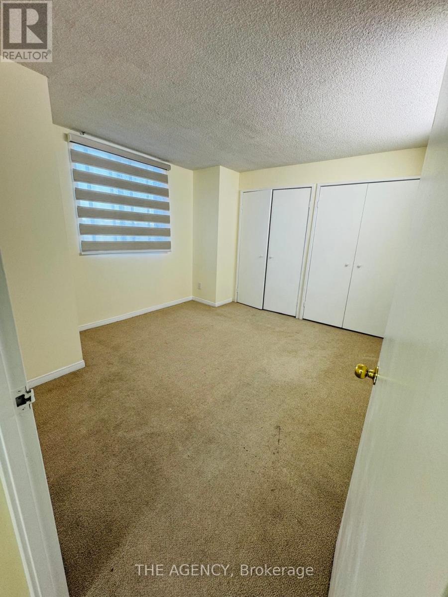 1112 - 145 Hillcrest Avenue, Mississauga, Ontario  L5B 3Z1 - Photo 5 - W13217520