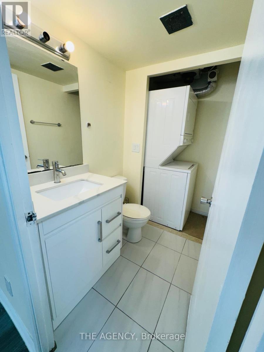 1112 - 145 Hillcrest Avenue, Mississauga, Ontario  L5B 3Z1 - Photo 8 - W13217520