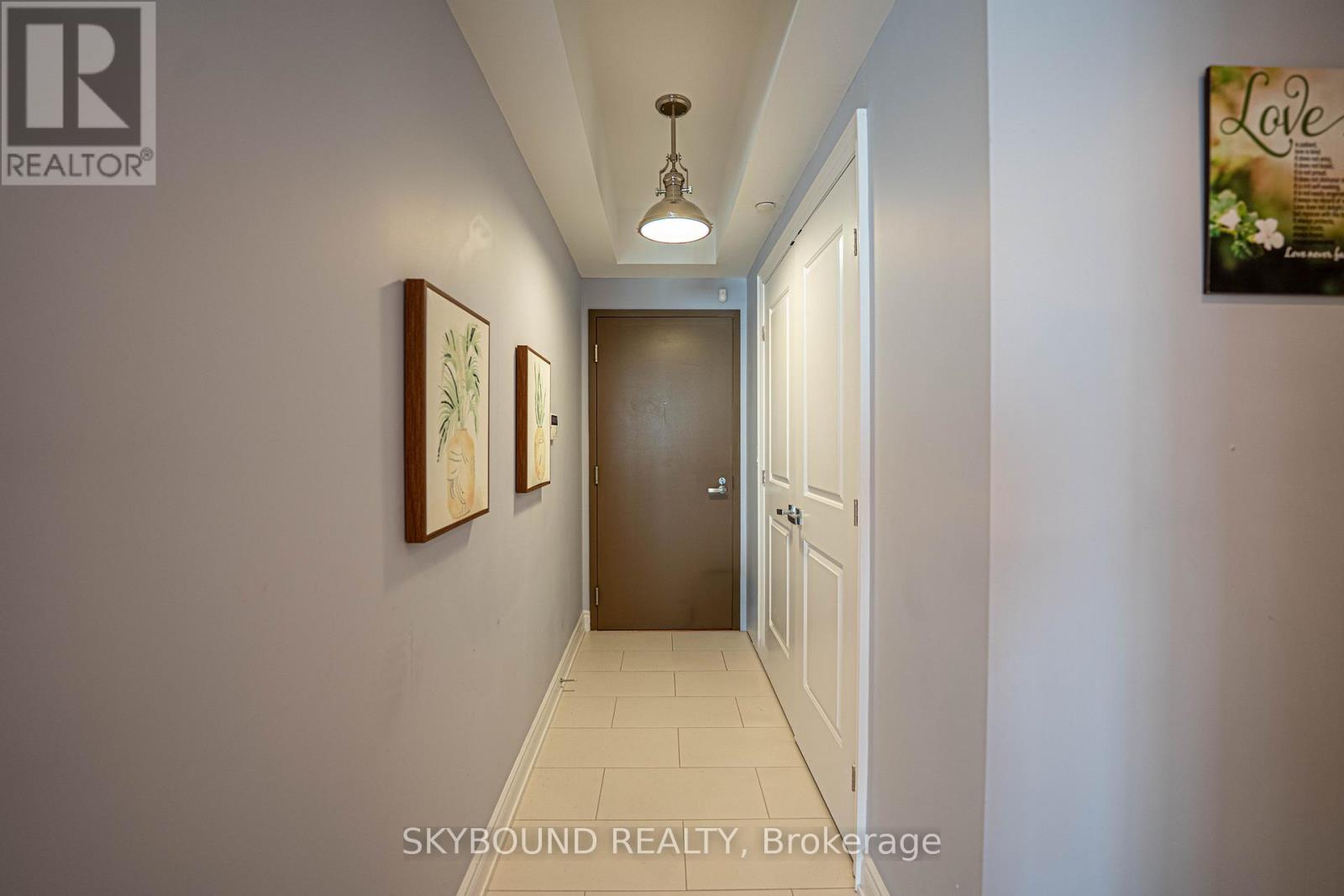 420 - 3500 Lakeshore Road W, Oakville, Ontario  L6L 0B4 - Photo 3 - W13217542