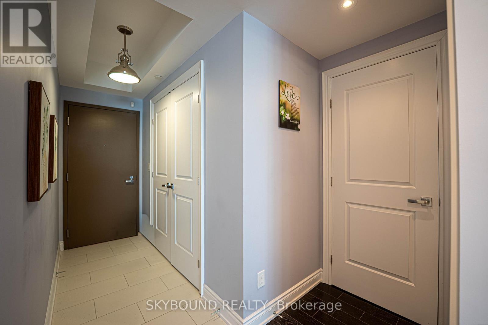 420 - 3500 Lakeshore Road W, Oakville, Ontario  L6L 0B4 - Photo 4 - W13217542