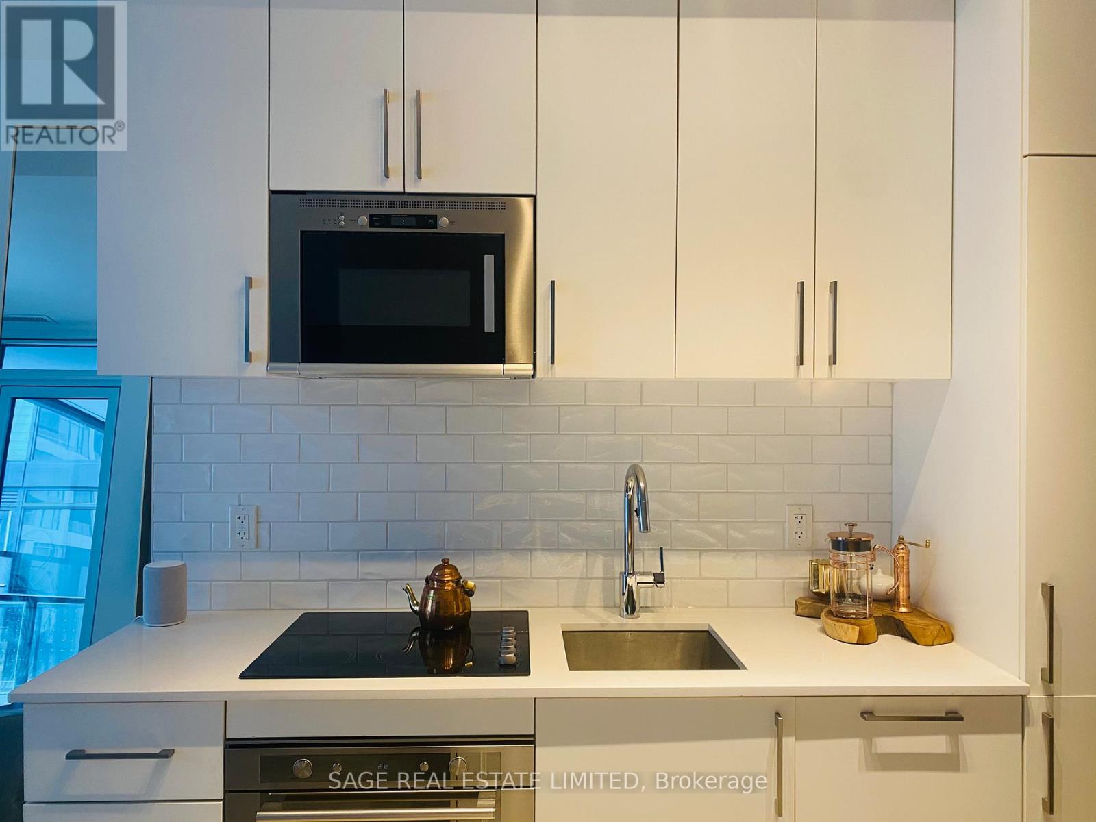 908 - 576 Front Street W, Toronto, Ontario  M5V 1C1 - Photo 4 - C13217558