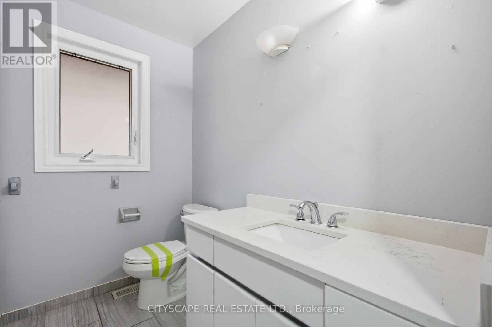 3154 Fazio Drive, Windsor, Ontario  N9E 4G6 - Photo 18 - X13217560