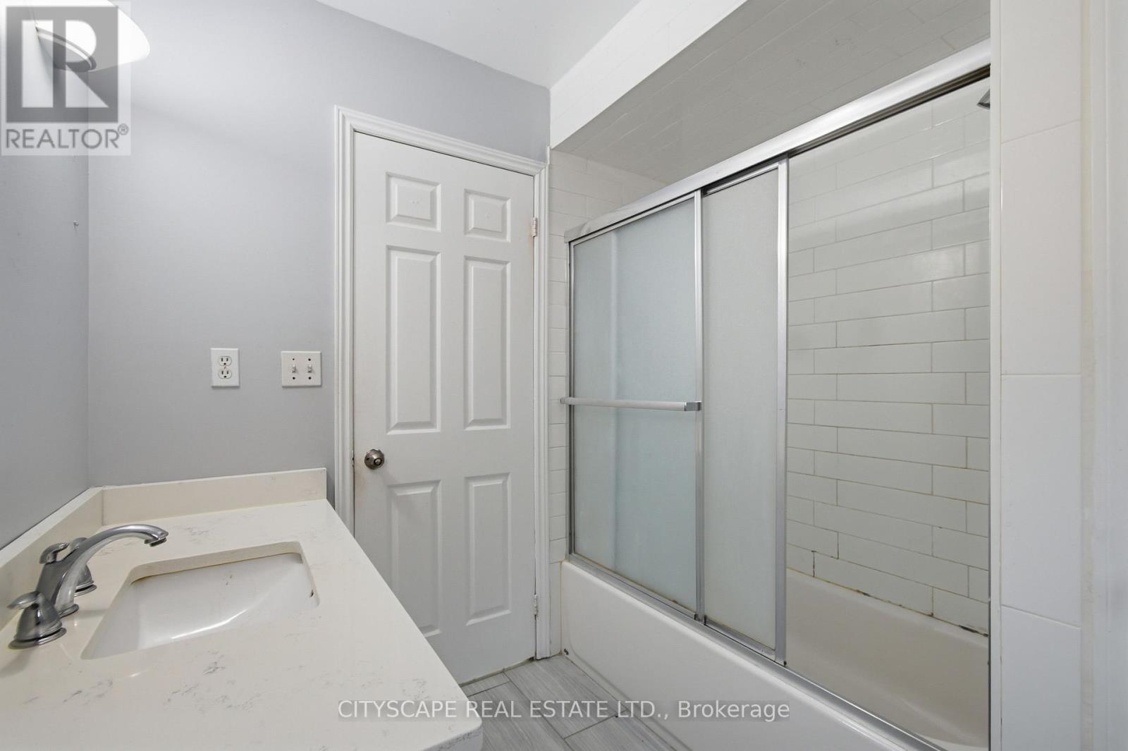 3154 Fazio Drive, Windsor, Ontario  N9E 4G6 - Photo 19 - X13217560