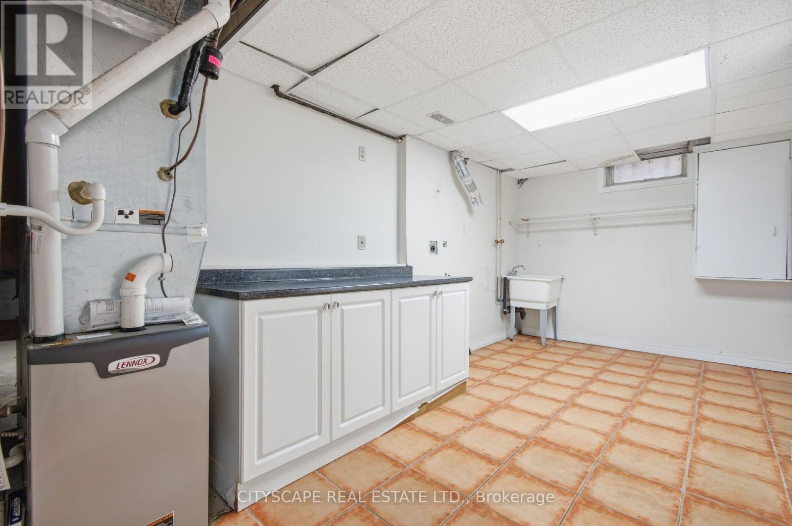 3154 Fazio Drive, Windsor, Ontario  N9E 4G6 - Photo 27 - X13217560