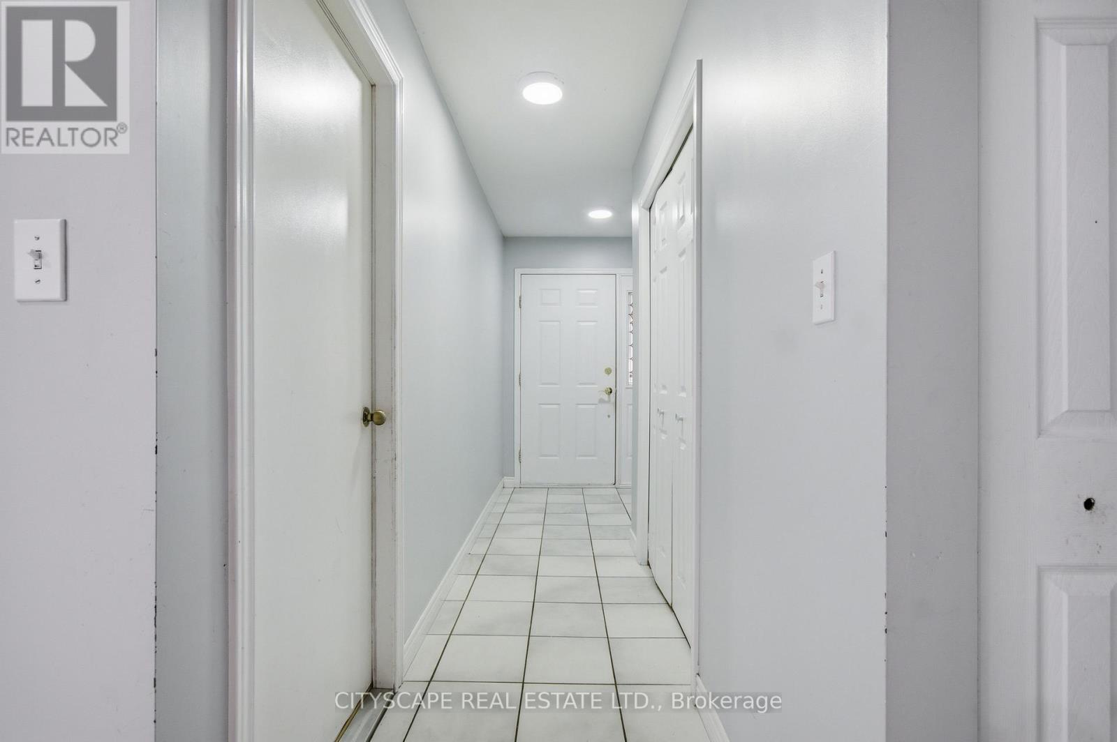 3154 Fazio Drive, Windsor, Ontario  N9E 4G6 - Photo 4 - X13217560