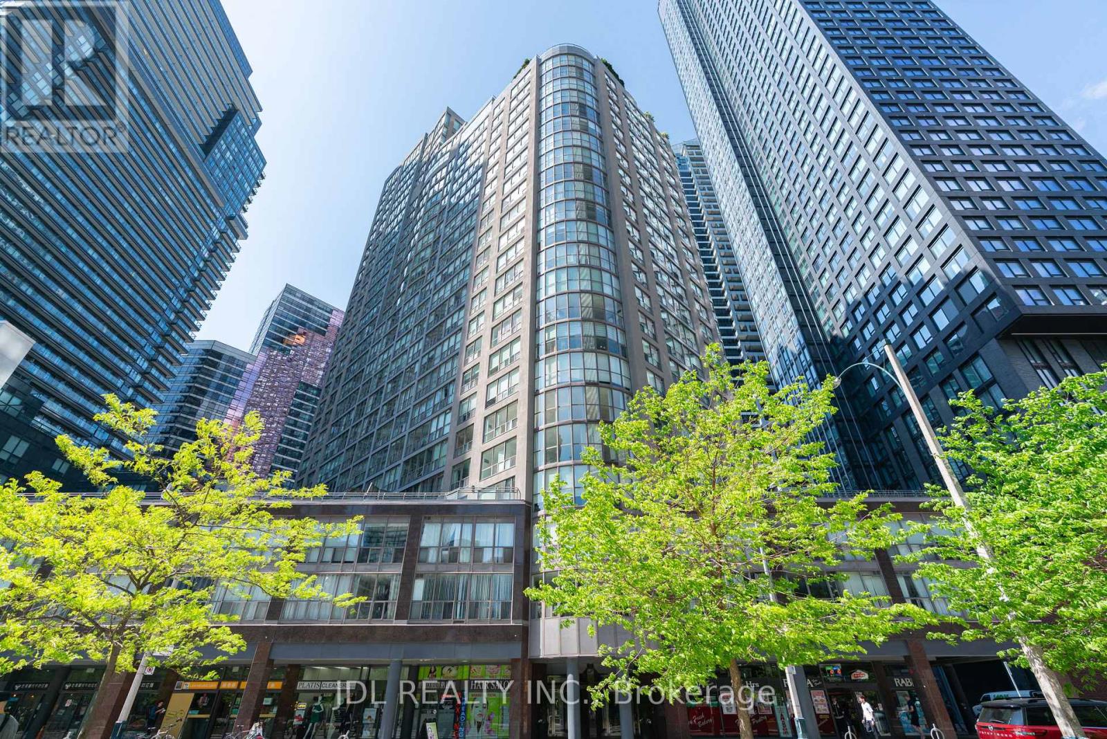 407 - 24 Wellesley Street W, Toronto, Ontario  M4Y 2X6 - Photo 3 - C13217536