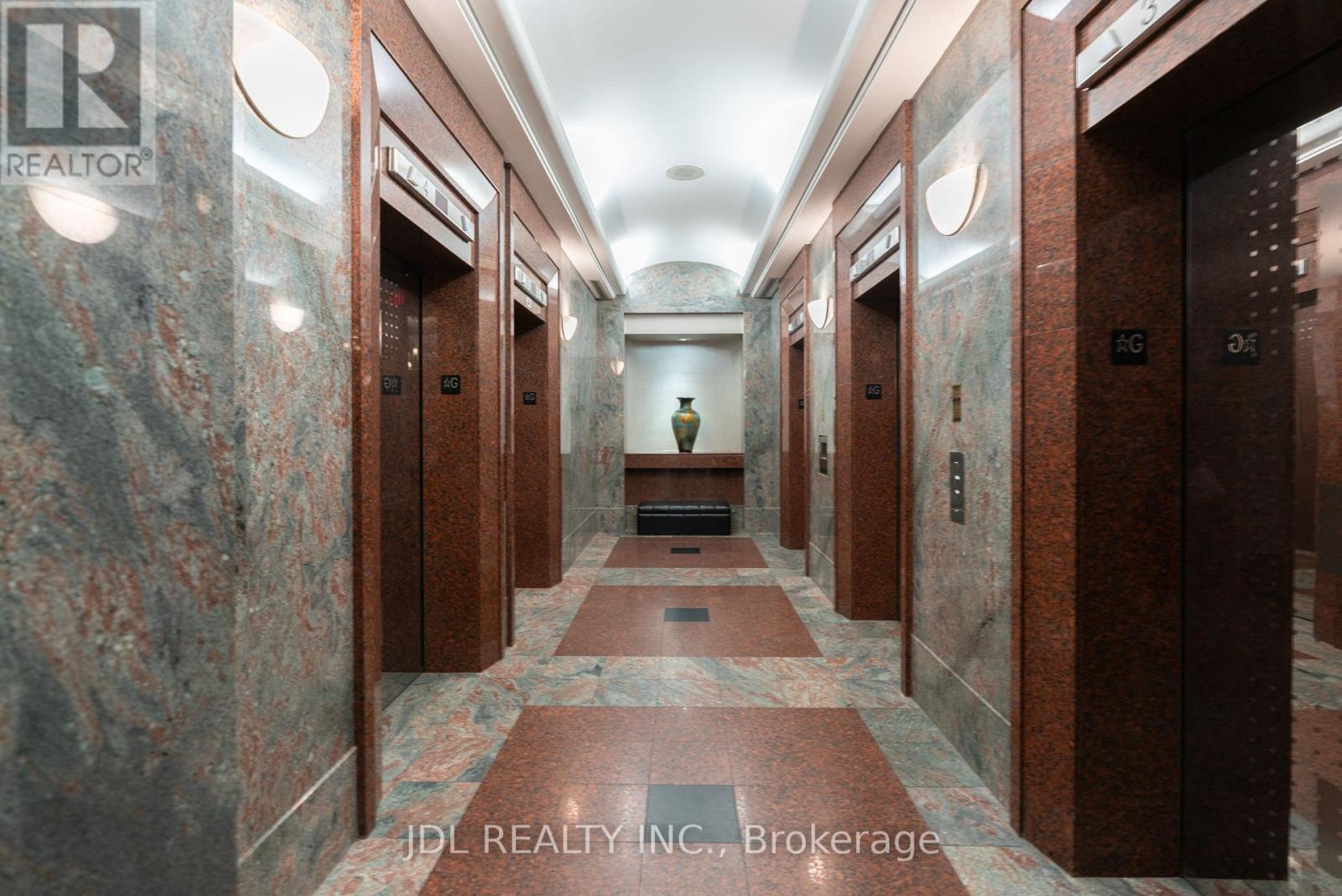 407 - 24 Wellesley Street W, Toronto, Ontario  M4Y 2X6 - Photo 8 - C13217536