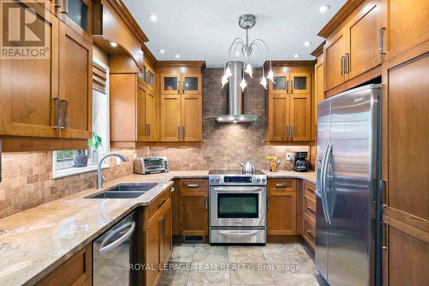139 Pleasant Park Road, Ottawa, Ontario  K1H 5M4 - Photo 17 - X13217550