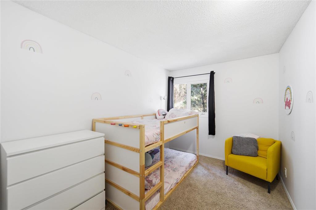 14 Continental Avenue, Winnipeg, Manitoba R2G 2T1 - Photo 14 - 202612122
