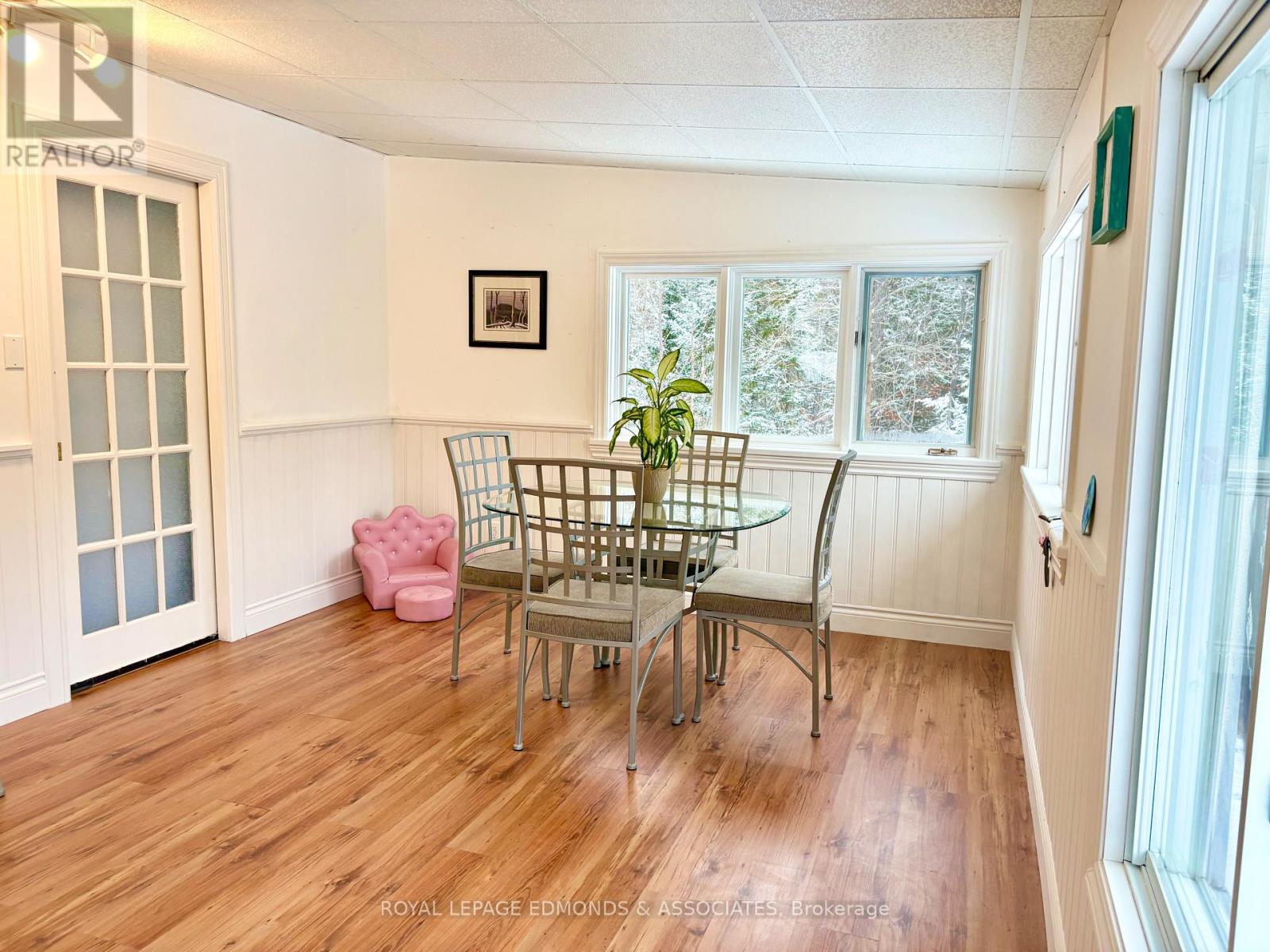 418 Forest Park Road, Laurentian Valley, Ontario  K8A 6W2 - Photo 20 - X12869826
