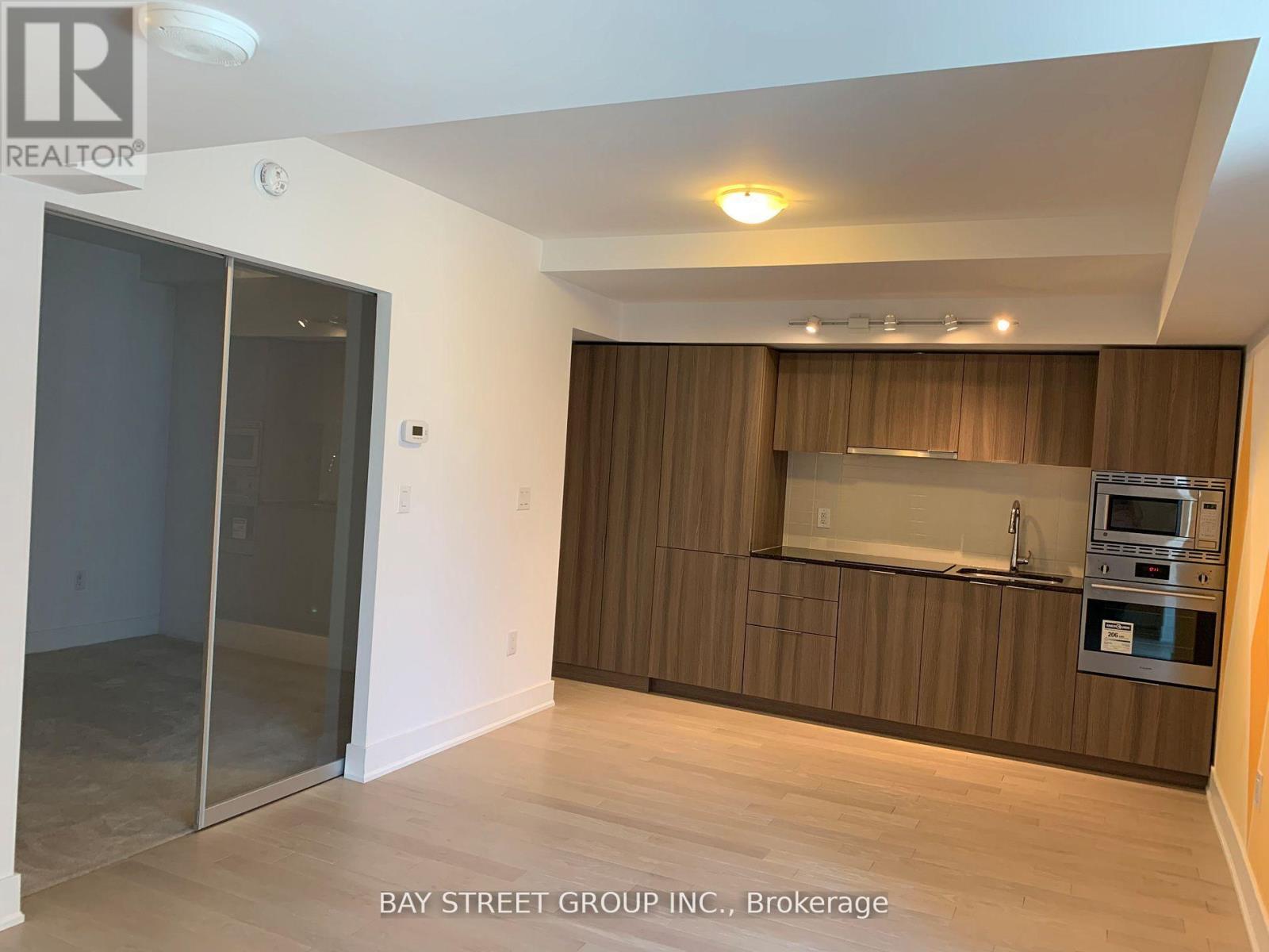 314 - 955 Bay Street, Toronto, Ontario  M5S 2A2 - Photo 3 - C13217576