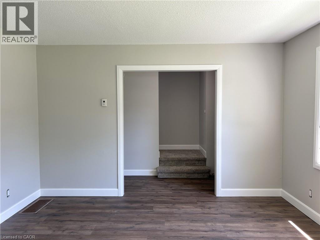 57 Oakwood Avenue, Simcoe, Ontario  N3Y 1H6 - Photo 6 - 40834125