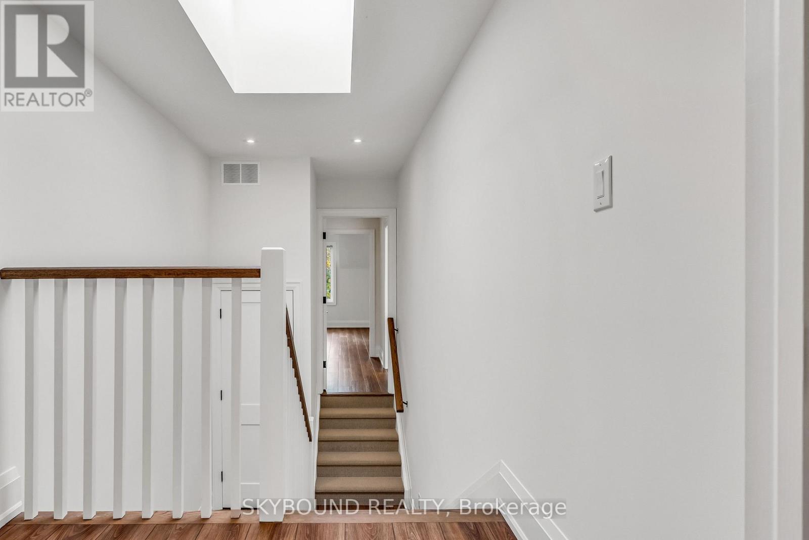 323 Mortimer Avenue, Toronto, Ontario  M4J 2C9 - Photo 14 - E13217568